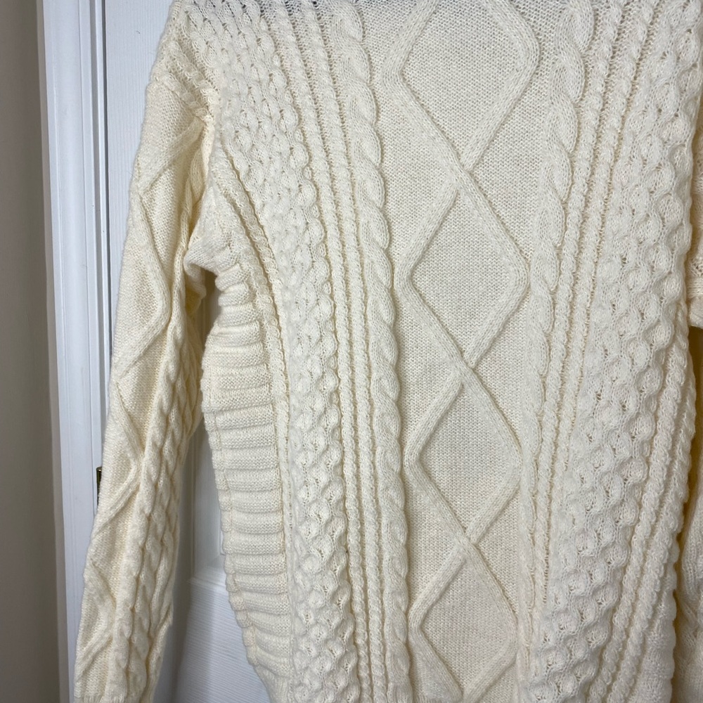 Aelfric Eden Cream Cable Knit Sweater Large - Picture 10 of 11